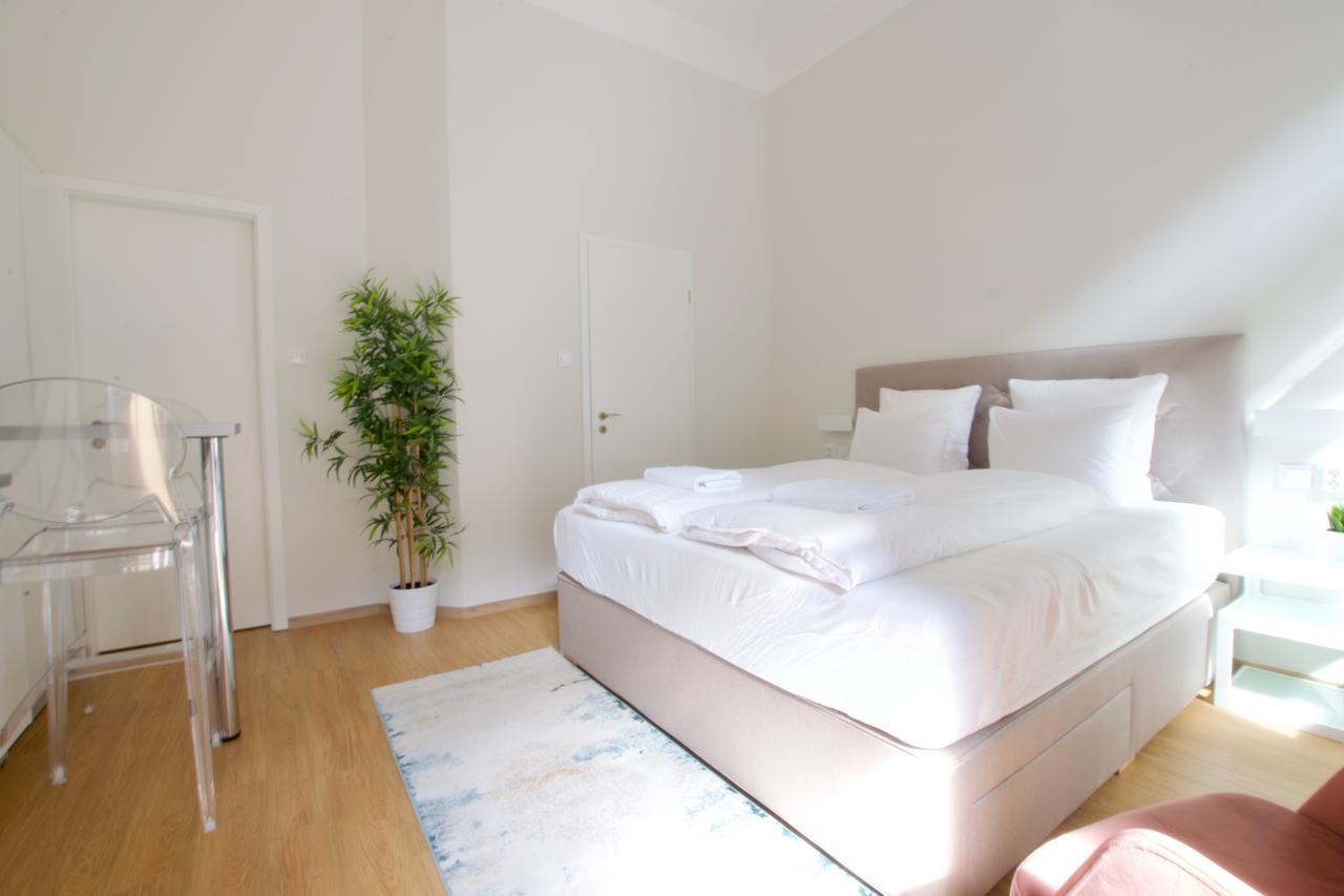Europest Luxury Suites بودابست المظهر الخارجي الصورة