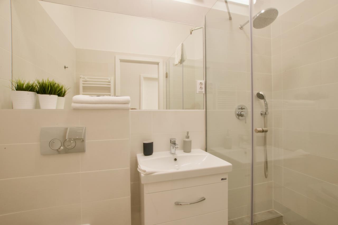 Europest Luxury Suites بودابست المظهر الخارجي الصورة