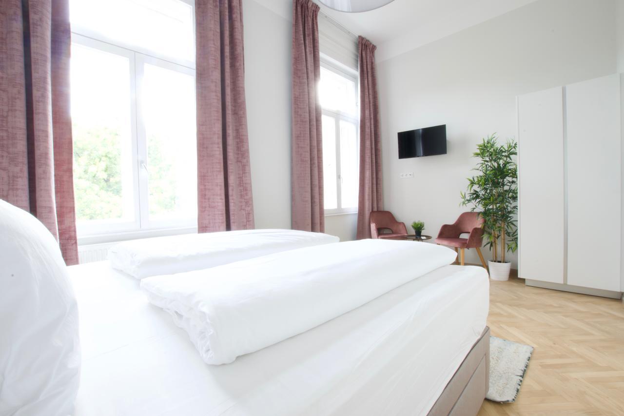 Europest Luxury Suites بودابست المظهر الخارجي الصورة