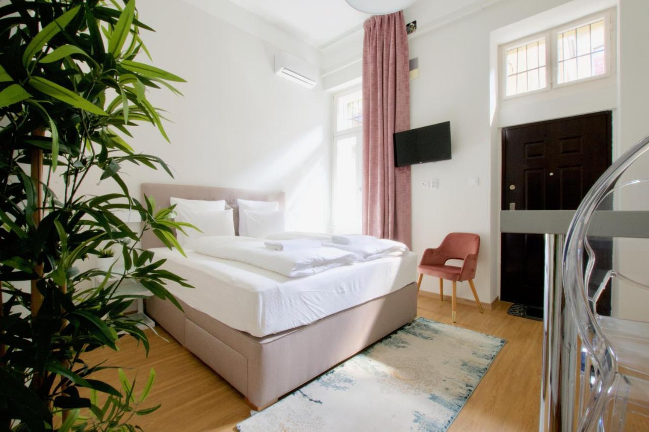 Europest Luxury Suites بودابست المظهر الخارجي الصورة